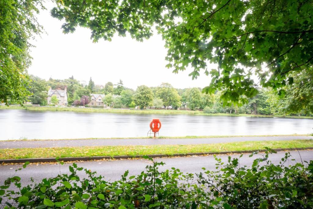 Wee Ness Lodgeインヴァネス エクステリア 写真